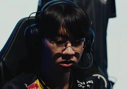 开云网址-LPL遭遇巨大(dà)打击！AL八强首战告负，Faker岩雀封神，Hope葬送比赛