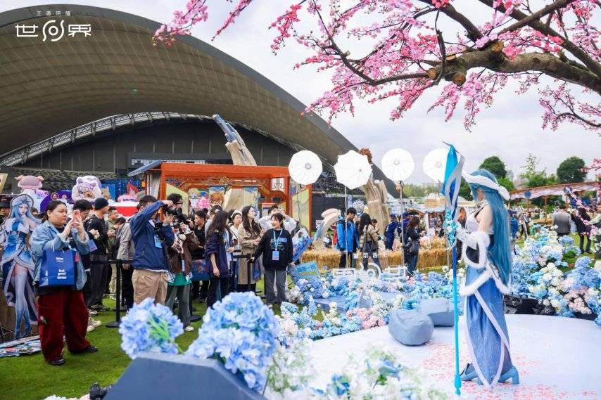 开云-王者(zhě)荣耀(yào)十周年重(zhòng)磅官(guān)宣，《王者(zhě)荣耀(yào)世(shì)界》2026年春(chūn)天与玩家见面