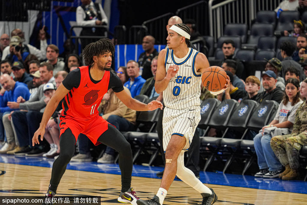 开云网址-魔术队得分王弗朗茨·瓦格纳因腿部受伤缺阵，球队再遭打击